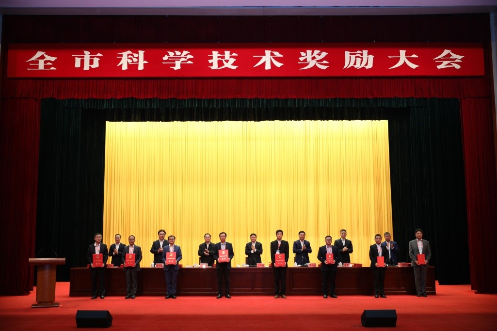 成人影院